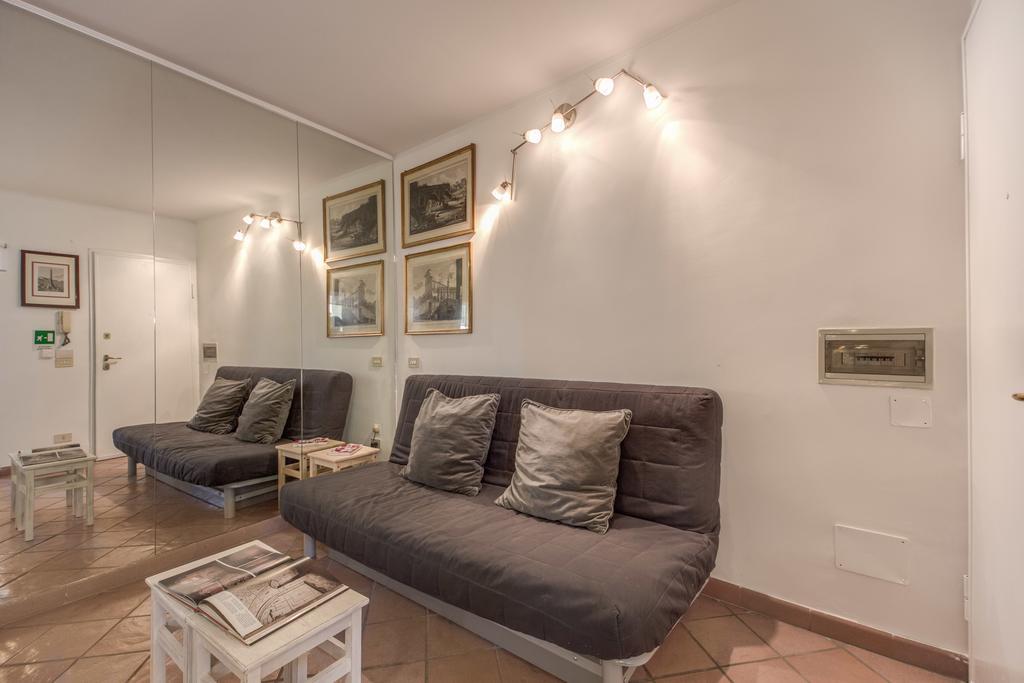 Frangipane Apartment Рим Номер фото
