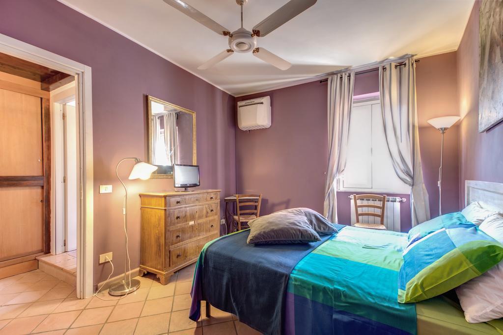 Frangipane Apartment Рим Номер фото